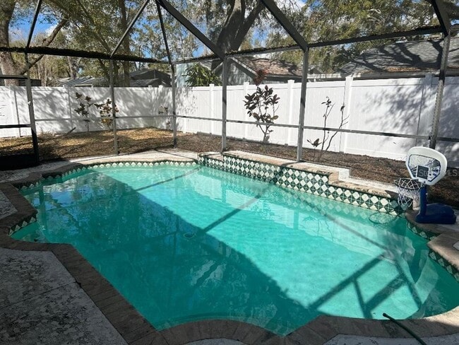 Building Photo - 200 Arbor Dr W