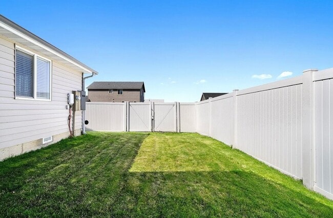 Building Photo - 13440 W Whitetip Ave