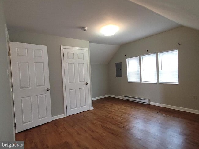 Building Photo - 503 N Rodney St