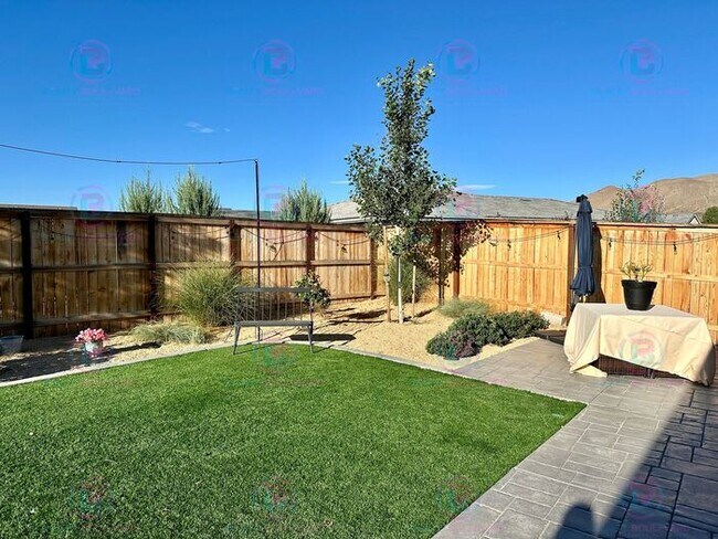 Building Photo - Welcome to your dream home, where modern elegance meets unparalleled convenience!