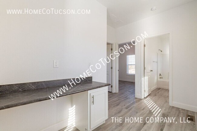 Building Photo - 11550 S Nogales Hwy