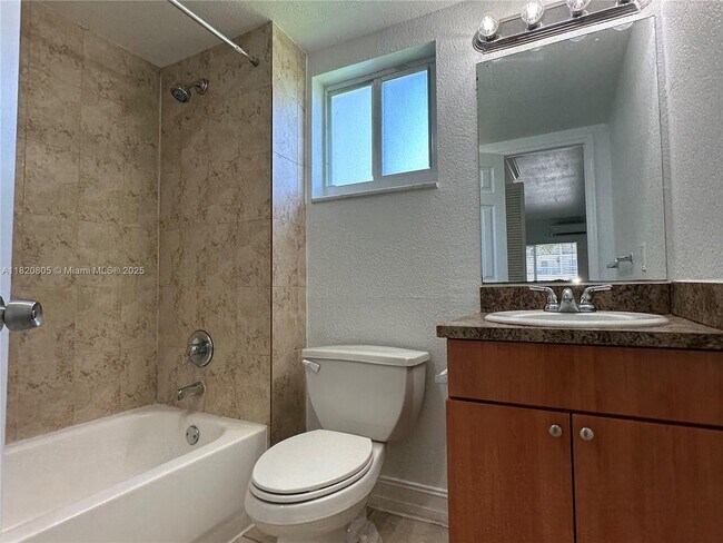 Building Photo - 1400 NE 56th St