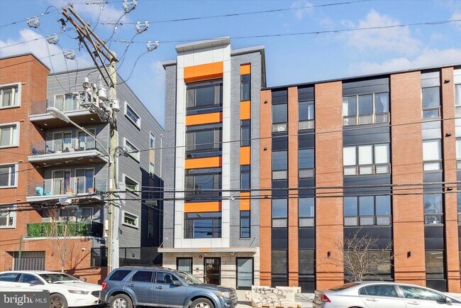 Building Photo - 1615 Poplar St
