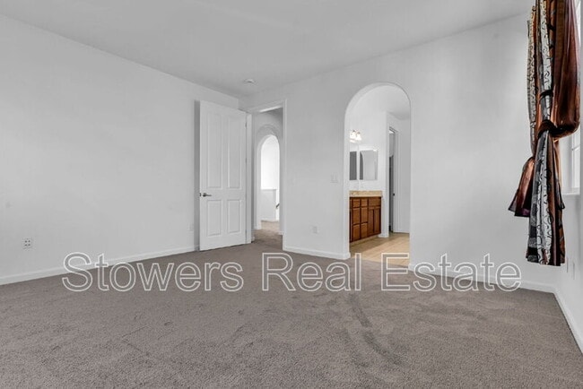 Building Photo - 4685 Malayan St