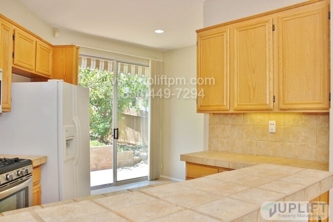 Building Photo - 3 Bed, 2.5 Bath Condo in Cornerstone Scrip...
