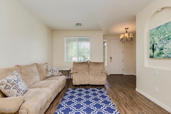 Building Photo - 7423 S 27th Way