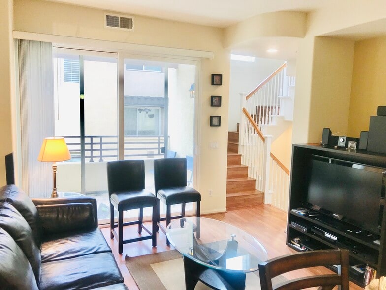 Building Photo - 2860 Escala Cir