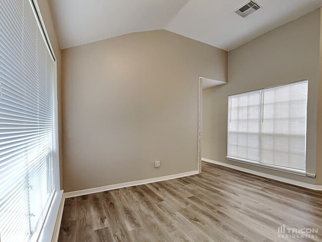 Building Photo - 12702 Ashford Meadow Dr