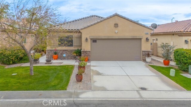 Building Photo - 49880 Bates Dr