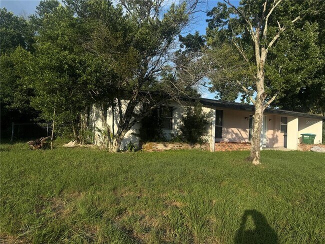 Building Photo - 589 E Normandy Blvd
