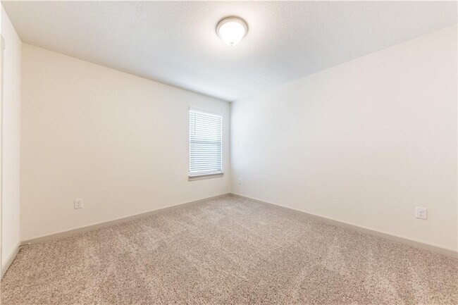 Building Photo - 8304 Mimi Ln