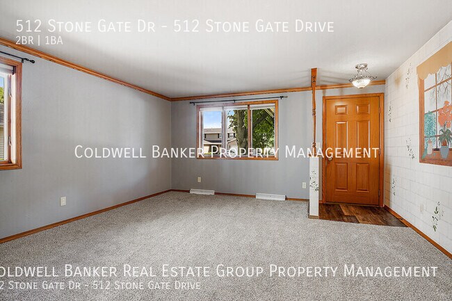 Building Photo - 512 Stonegate Dr