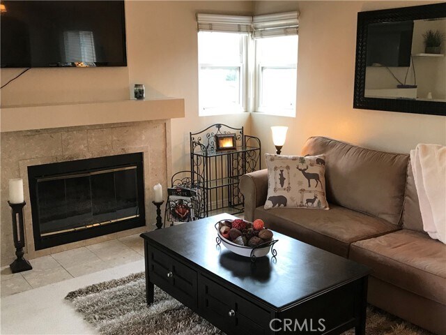 Building Photo - 57 Brisa Del Lago