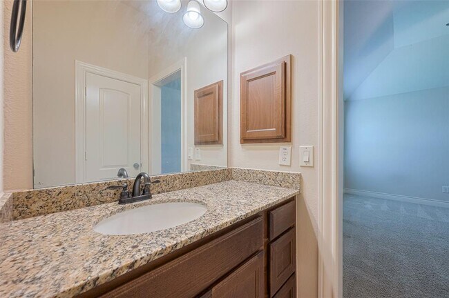 Building Photo - 27906 Colonial Point Dr