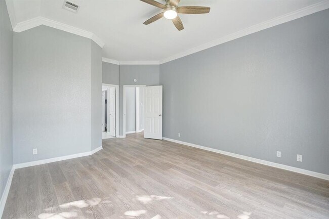 Building Photo - 6563 Needham Ln