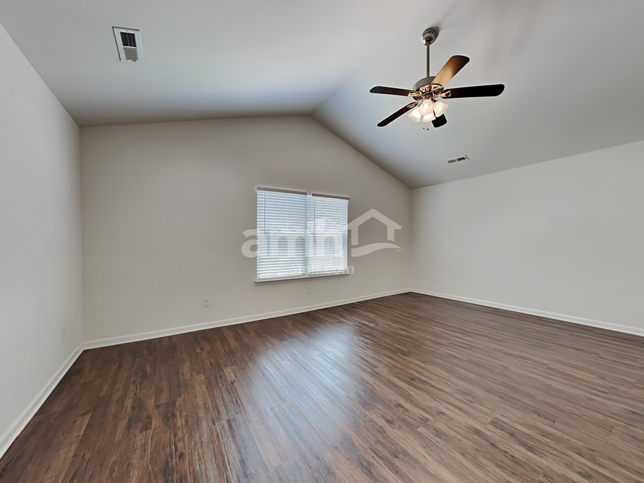 Building Photo - 145 Mount Olivet Dr
