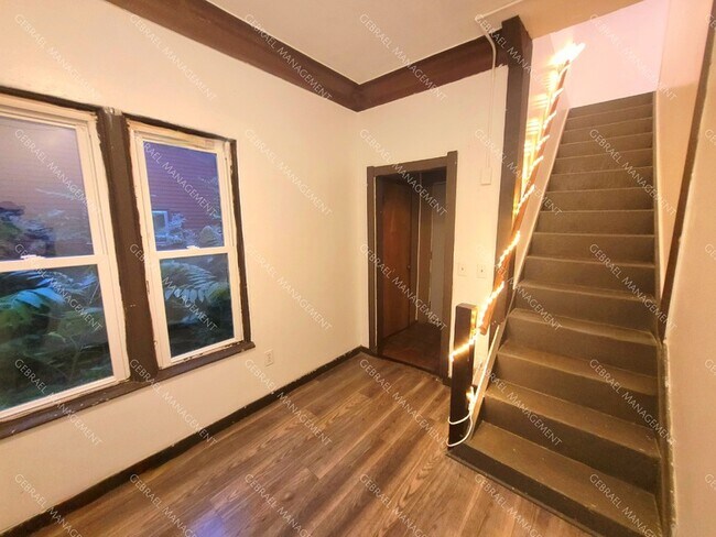 Building Photo - 1411 Bliss St