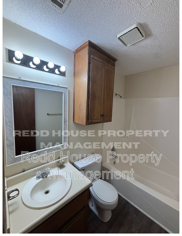 Building Photo - 105 Gunter Ln
