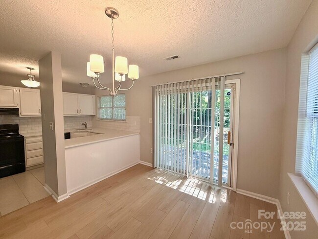 Building Photo - 3710 Burntwood Ct