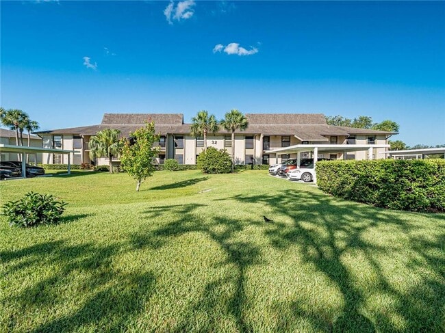 Building Photo - 32 Plantation Dr