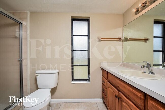 Building Photo - 4141 SW 6th Pl