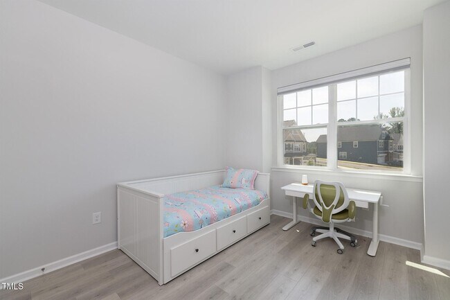 Building Photo - 2300 Kingscup Ct