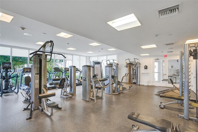 Building Photo - 20281 E Country Club Dr
