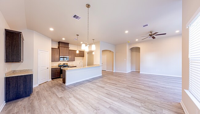 Building Photo - 2312 Cedar Pl Dr