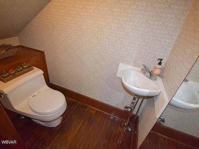 Building Photo - 55 W Main St