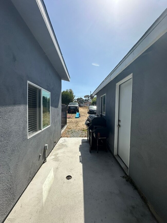 Building Photo - Inviting 3-Bedroom | 2-Bathroom Home in National City