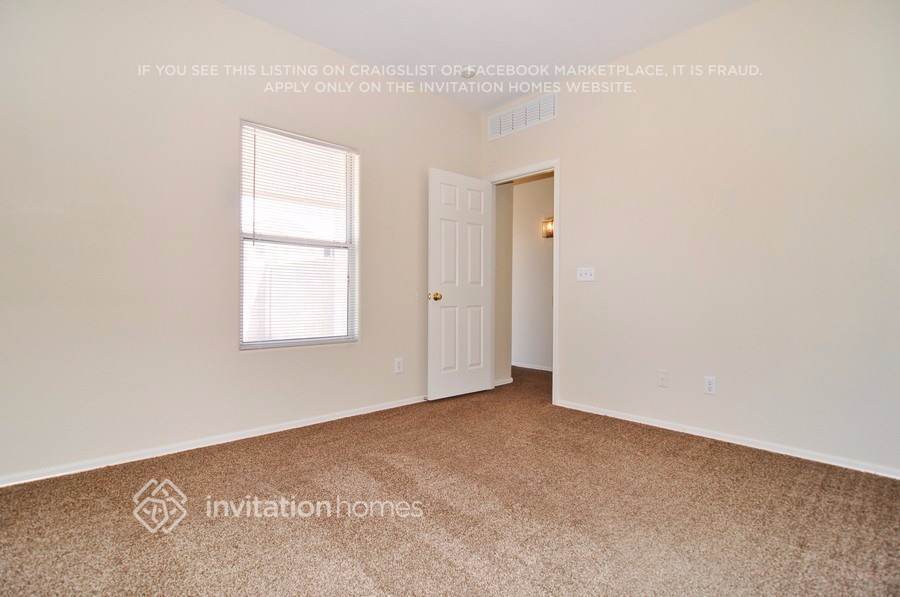 Building Photo - 13988 N 132nd Ct