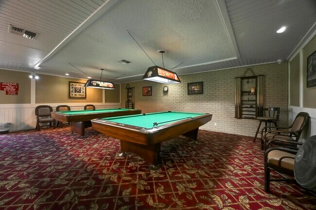 Building Photo - 203 Lake Carol Dr