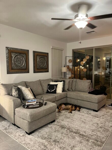 Building Photo - 18020 W Orchid Ct