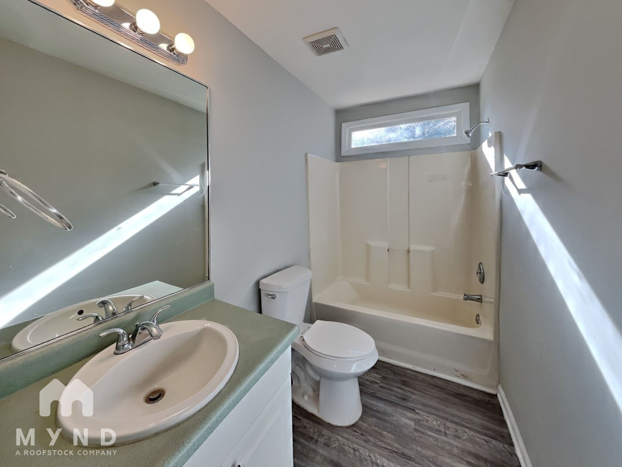 Building Photo - 409 Triple Crown Cir