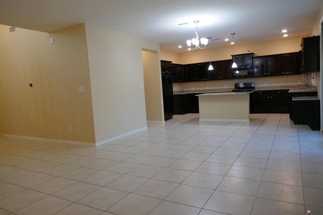 Building Photo - 6549 E 35th Pl