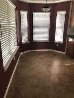 Building Photo - NEWER HOME ON QUIET STREET