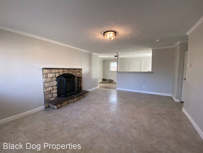 Building Photo - 4 br, 1 bath House - 1721 Kenmar Drive