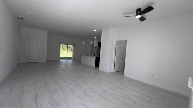 Building Photo - 11331 N Bunny Terrace