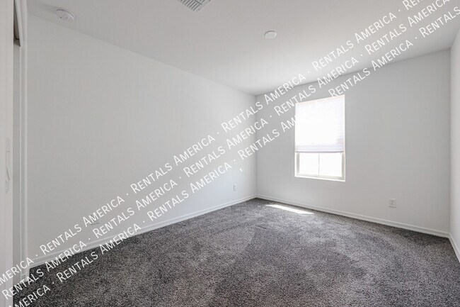 Building Photo - 14243 W Hackamore Dr.