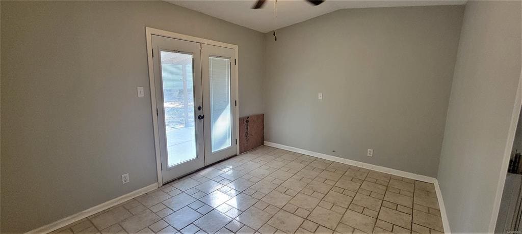 Building Photo - 135 Daffodil Dr