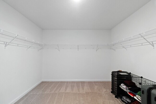 Building Photo - 35524 Eastbrook Ave