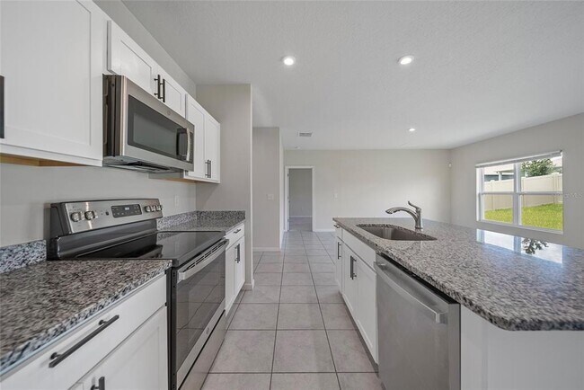 Building Photo - 489 Panaro Ln