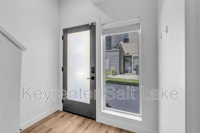 Building Photo - 230 W 1300 S St