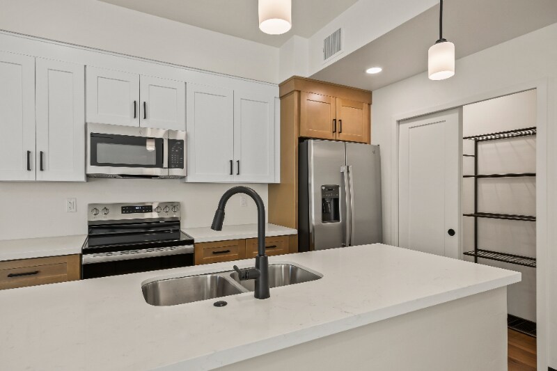 Building Photo - 3820 E Fort Lowell Rd