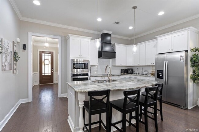 Building Photo - 522 Jeffrey Dr