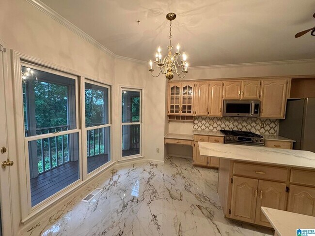 Building Photo - 2512 Christie Cir