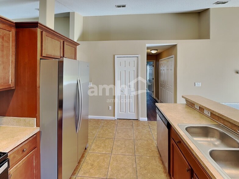 Building Photo - 6673 Bouganvillea Crescent Dr