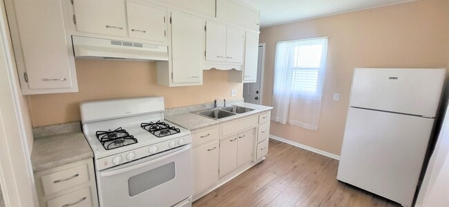 Building Photo - 4114 Lillie St