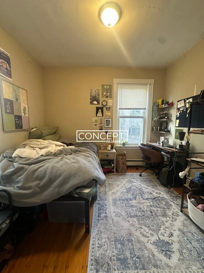 Building Photo - 13A Sachem St. Unit 2