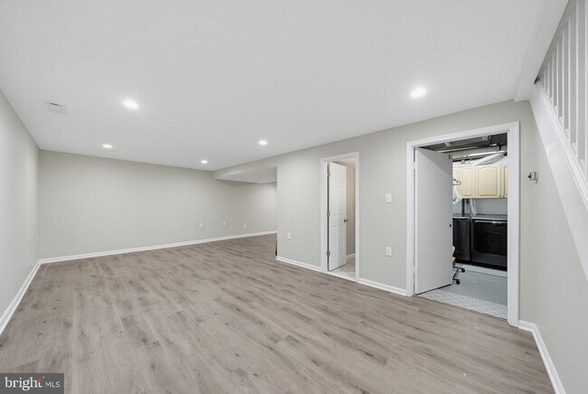 Building Photo - 16818 Briardale Rd